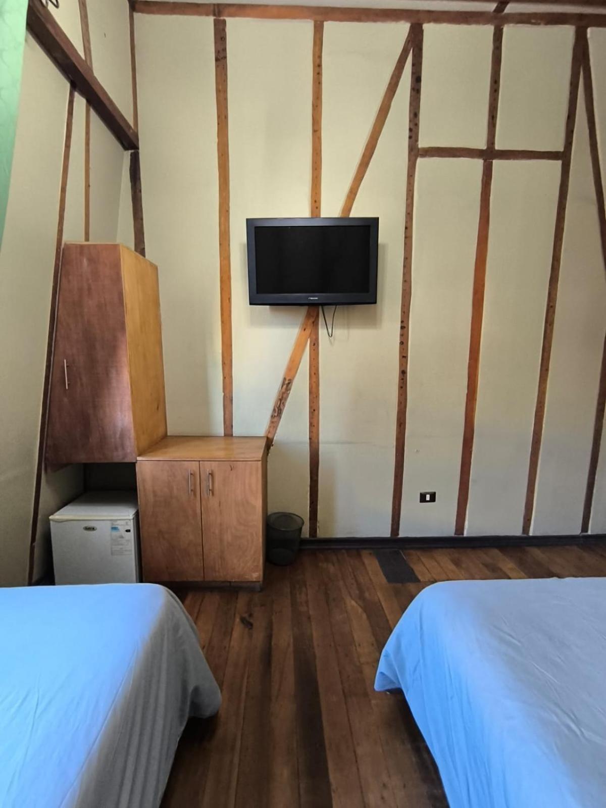 Hotel Reina Victoria ヴァルパライソ エクステリア 写真