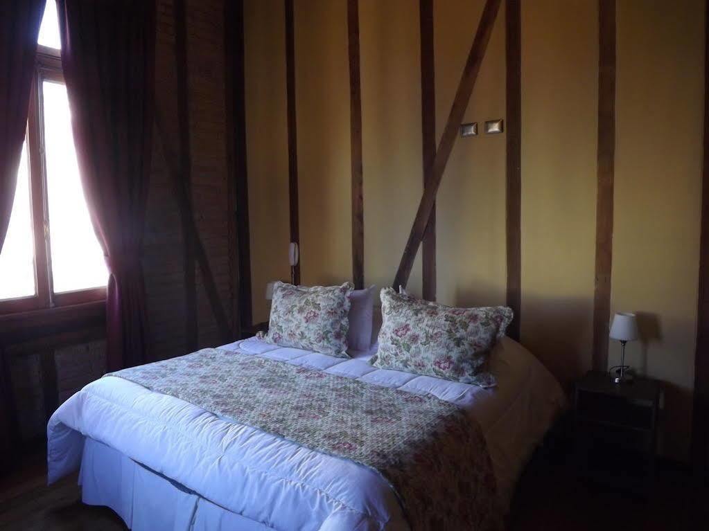 Hotel Reina Victoria ヴァルパライソ エクステリア 写真