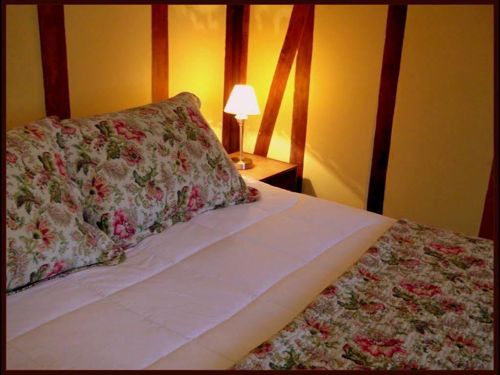 Hotel Reina Victoria ヴァルパライソ エクステリア 写真