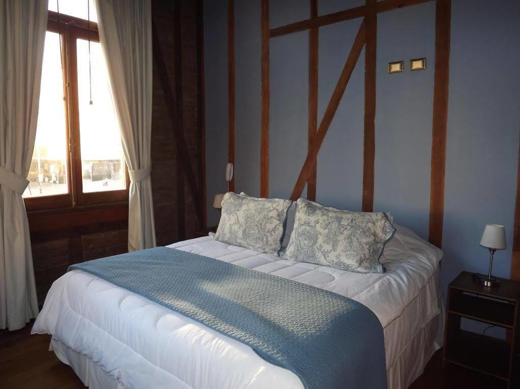 Hotel Reina Victoria ヴァルパライソ エクステリア 写真