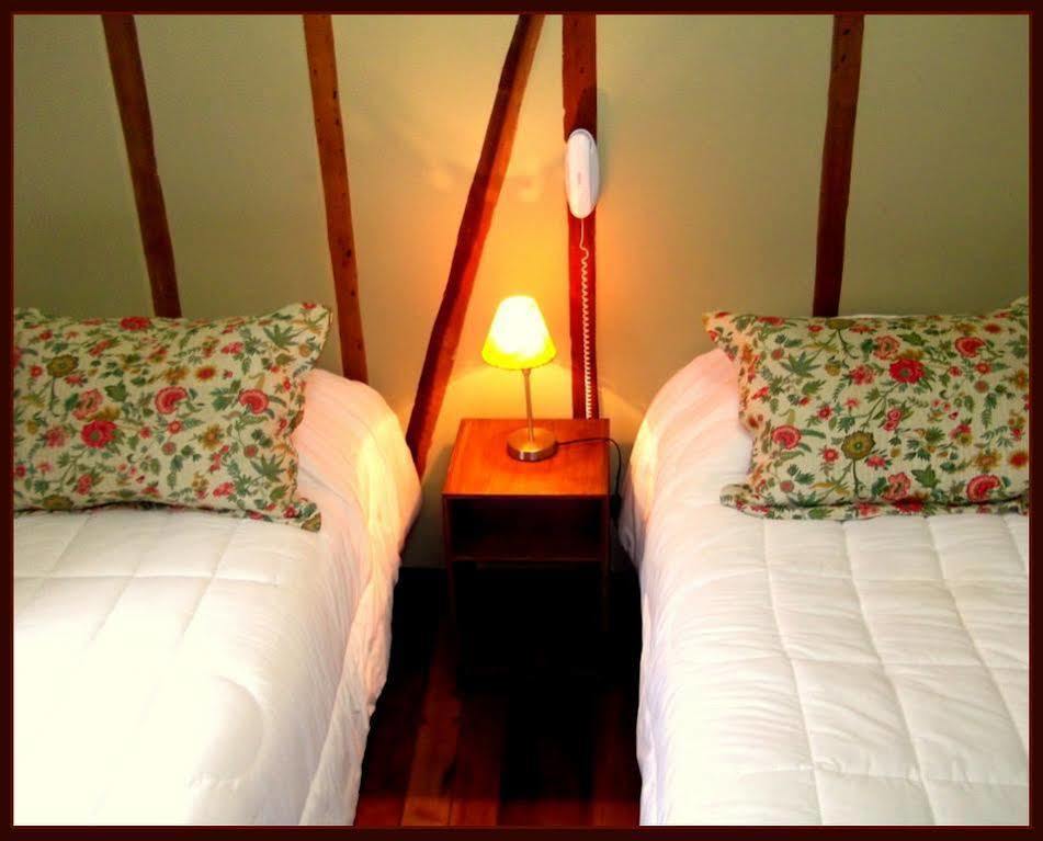 Hotel Reina Victoria ヴァルパライソ エクステリア 写真